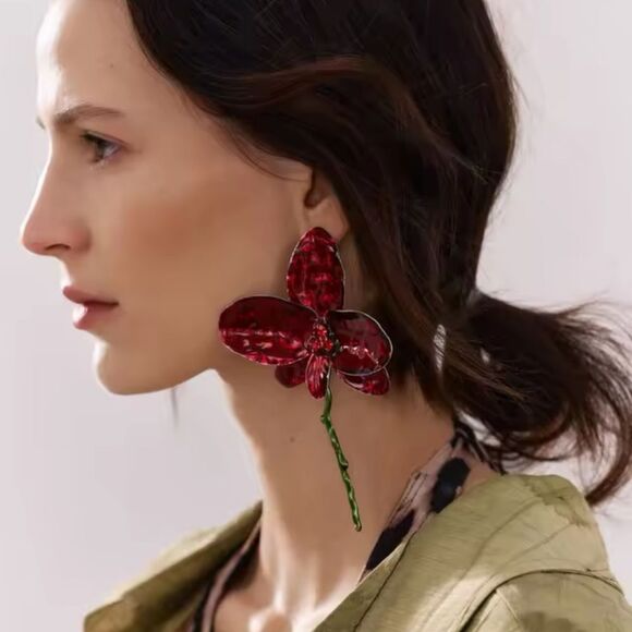 New ZARA Red Enamel Flower statement earrings - Picture 14 of 15